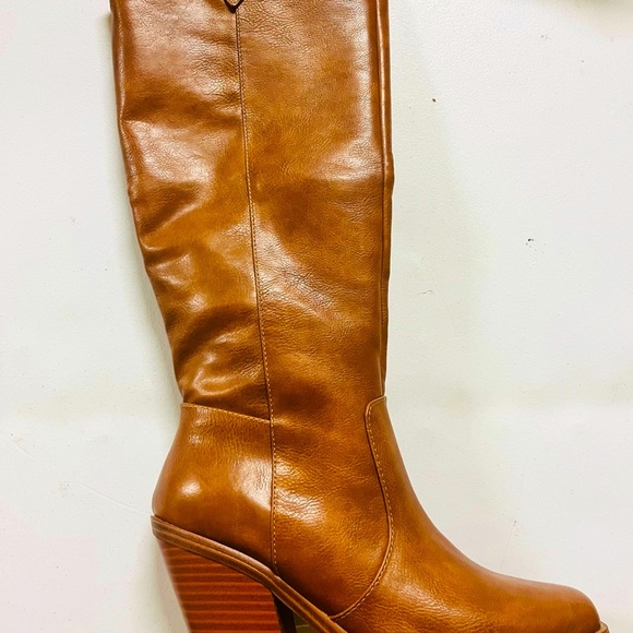 SO® Tall Women's Western Boots - Picture 2 of 8